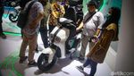 Boleh Dicoba, Yamaha Boyong Motor Listrik NEOS di IIMS 2023