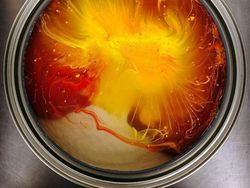 10 Karya Seni yang Tercipta Tidak Sengaja, Cantik Banget!