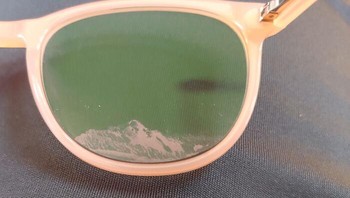 Kotoran di lensa seperti gambar pegunungan bersalju. Foto: BringDat_Camelbak via Bored Panda 