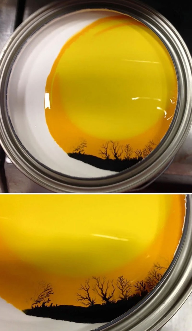 Lagi menuang cat, tanpa sengaja terciptalah gambar mirip pepohonan. Foto: Wikeni via Bored Panda