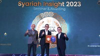 Kinerja Unit Usaha Syariah Bank DKI juga menunjukkan pertumbuhan yang sangat baik pada tahun 2022. Penyaluran pembiayaan syariah sampai dengan Desember 2022 sebesar Rp7,41 triliun, meningkat 15,81% dari Rp6,39 triliun pada Desember 2021. Peningkatan ini sejalan dengan kenaikan penghimpunan DPK segmen Syariah sebesar Rp6,38 triliun pada Desember 2022, meningkat 11,56% dari Rp5,72 triliun di Desember 2021. 