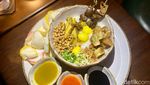 Mewah! Ini Nih Penampilan Bubur Ayam Seharga Rp 95.000