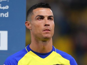 MU Juara Piala Liga Inggris, Ronaldo Kecipratan Medalinya?