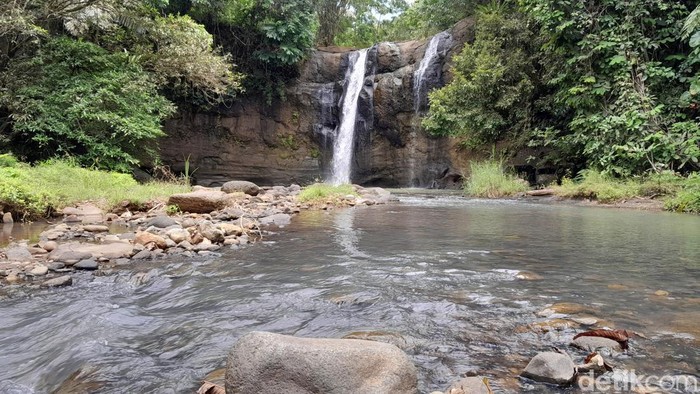 Curug Luhur di Pangandaran