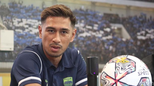 Daisuke Sato akan jadi starter Persib saat melawan RANS Nusantara FC.