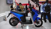 Diguyur Bantuan Rp 7 Juta, Berapa Kapasitas Produksi Motor Listrik Gesits?