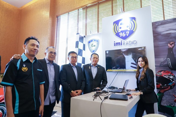 IMI Radio
