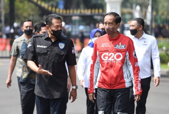 Jokowi dan Bamsoet