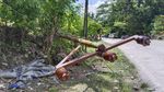 Penampakan Longsor di Kupang: Jalan Lumpuh Total-Warga Susuri Hutan