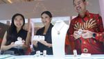 Lotus Gold Perkenalkan Koleksi Black Rose