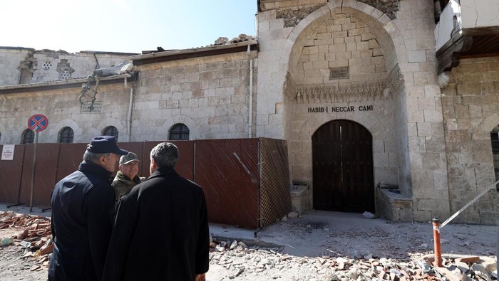Masjid Tertua Turki Habib-i Neccar Hancur Akibat Gempa