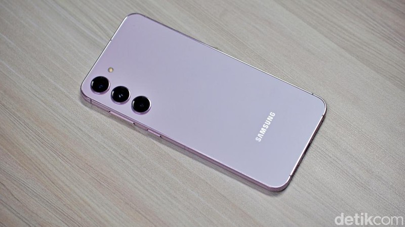 Samsung Galaxy S23 Plus