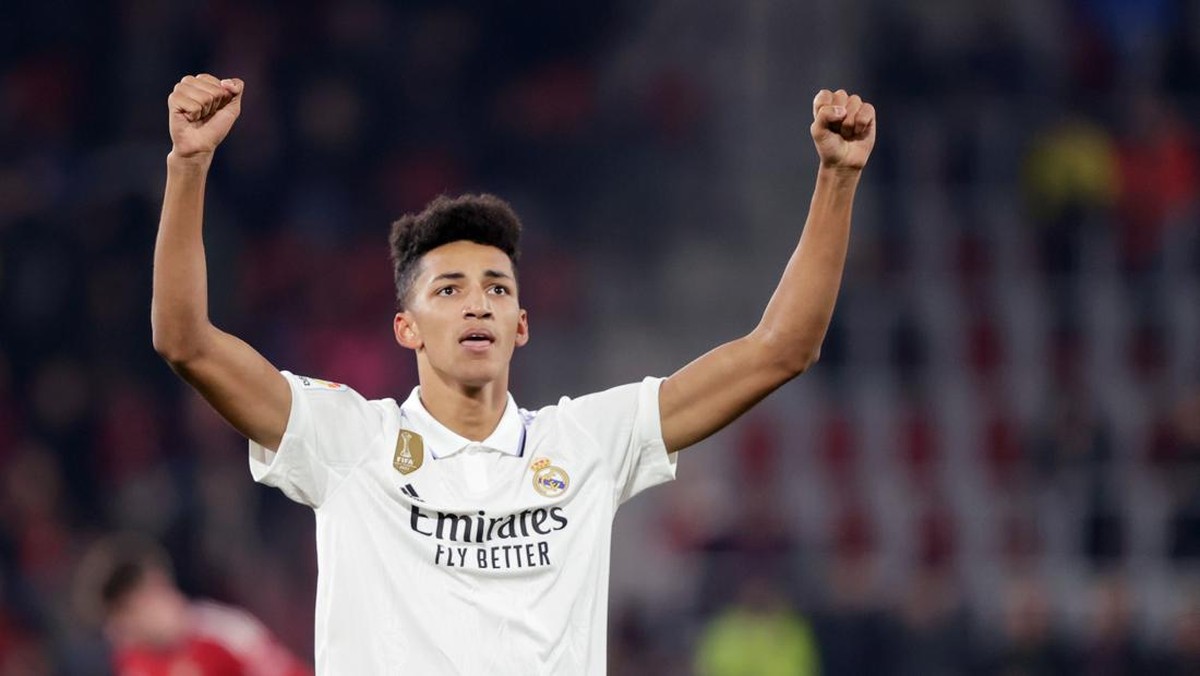 Alvaro Rodriguez menjalani debutnya di LaLiga bersama Real Madrid. (Foto: David S. Bustamante/Soccrates/Getty Images)