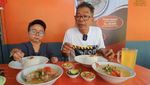 Daus Mini Hobi Kulineran, Doyan Seafood hingga Nasi Kebuli