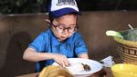 Daus Mini Hobi Kulineran, Doyan Seafood hingga Nasi Kebuli