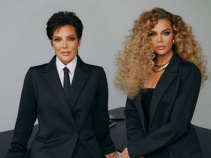 Khloe Kardashian dan Kris Jenner Khloe Kardashian dan Kris Jenner