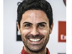 Meme Kocak Arsenal Depak Man City dari Puncak Liga Inggris