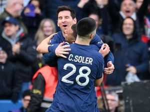 PSG Vs Lille: Tendangan Bebas Messi Tentukan Kemenangan Les Parisiens