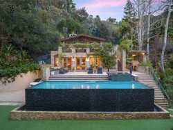 10 Foto Rumah Mewah Jennifer Lopez Dijual Rp 645 Miliar, Kamar Tidurnya Ada 9