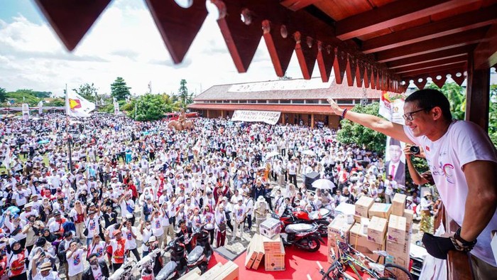 Sandiaga Uno di acara HUT Gerindra