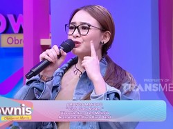8 Potret Terbaru Amanda Manopo Jadi Co-Host Acara TV, Gayanya Dinyinyir