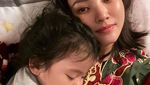 7 Penampakan Berbeda Artis saat Momong Anak di Rumah: Raisa-Gisel
