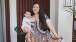7 Penampakan Berbeda Artis saat Momong Anak di Rumah: Raisa-Gisel
