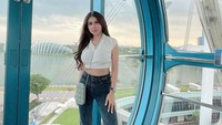Setelah memutuskan nyaleg, nama asli Bebizie terbongkar. (Foto: dok Instagram)