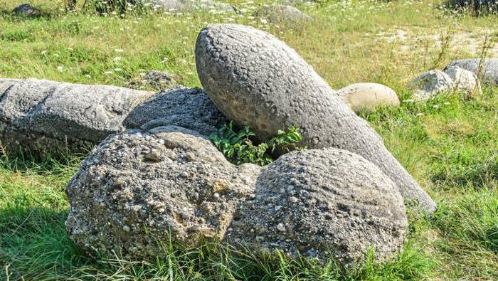 Begini Penampakan Trovan, Batu Misterius dari Rumania yang 'Bernyawa' Trovan merupakan bebatuan asal Rumania. Batu dijuluki sebagai bebatuan misterius karena bisa hidup dan beranak.