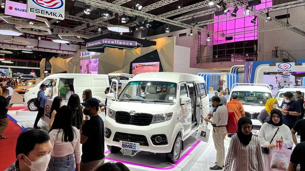 Booth Esemka di IIMS 2023