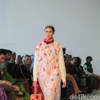 Sebelum New York Fashion Week, Kami. telah membuktikan eksistensinya pada market lokal dan global dengan mengikuti fashion show ternama seperti Jakarta Fashion Week, Indonesian Fashion Week, hingga kancah internasional yaitu Fashion Kode 2018 di Seoul.  Foto: Dok. @kamiidea.