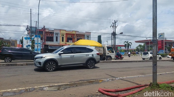 Arus lalu lintas (lalin) di Jalan Poros Maros-Makassar, Sulawesi Selatan (Sulsel) kembali normal.