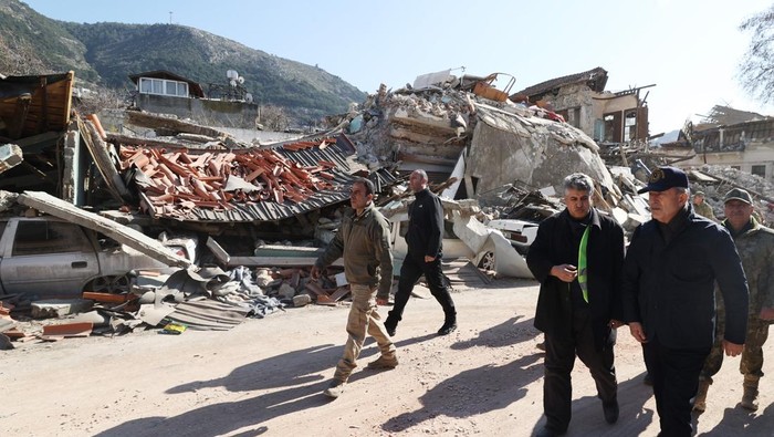 Masjid Tertua Turki Habib-i Neccar Hancur Akibat Gempa