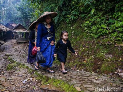 Menapaki Keasrian Suku Baduy Luar