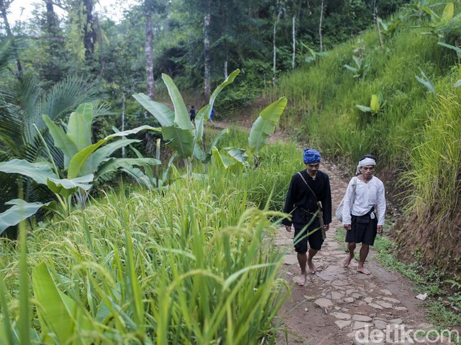 Baduy Tolak Internet