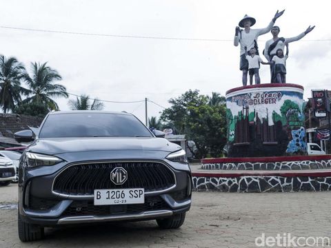 detikOto langsung menjajal SUV terbaru dari Morris Garage (MG), New HS dengan melibas jalur berkelok khas perbukitan di wilayah selatan Banten-Jawa Barat.