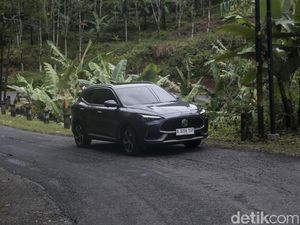 Fitur di New MG HS Ini, Bikin Jalan Malam saat Road Trip Jadi Tak Menyeramkan!