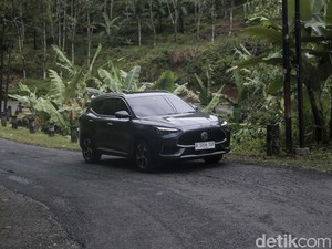 Menguji Ketangguhan New MG HS Melibas Jalur Perbukitan Banten-Jawa Barat