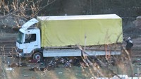 Truk itu dilaporkan berasal dari Afghanistan. Truk kemudian melewati Turki dan memasuki Bulgaria pada beberapa waktu lalu. (REUTERS/Dimitar Kyosemarliev)