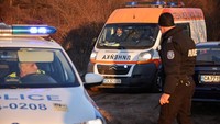 Sebanyak 34 migran lainnya dilarikan ke rumah sakit. (REUTERS/Dimitar Kyosemarliev)