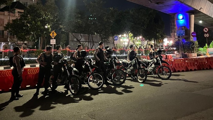 Polisi patroli di wilayah Jakarta Selatan antisipasi tawuran hingga balap liar