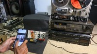 Kaset pita ini dijual dengan harga Rp5.000- Rp75.000 per kaset tergantung musisi tersebut.