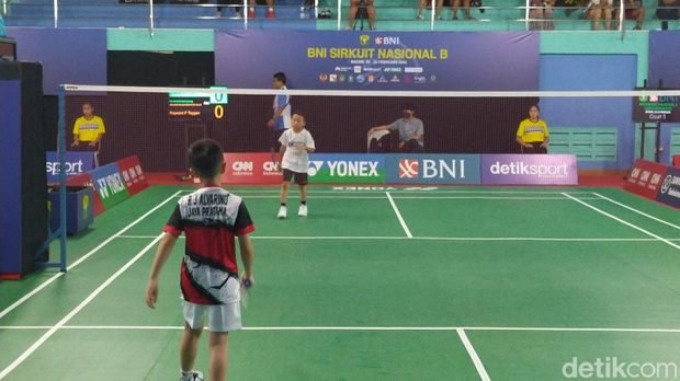 Rafael Jeremy Alvarino saat bertanding di BNI Sirnas 2023 di Batam.