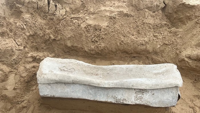 Sarkofagus Romawi kuno di jalur Gaza