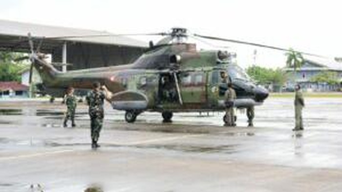 Super Puma Dikerahkan bantu evakuasi Kapolda Jambi. (dok TNI AU)
