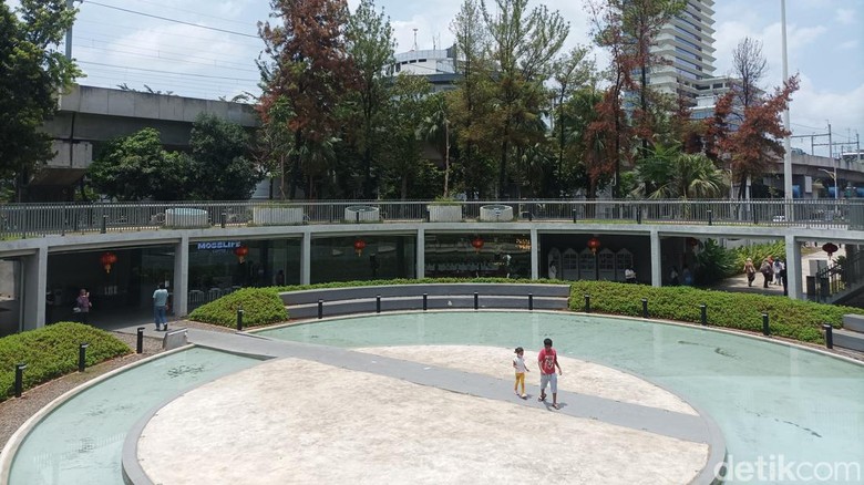 taman Literasi Blok M atau Taman Literasi Martha Christina Tiahahu taman Literasi Blok M atau Taman Literasi Martha Christina Tiahahu