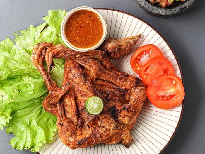 Tempat makan ayam taliwang