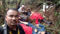 Tim SAR gabungan siap melakukan evakuasi rombongan Kapolda Jambi di Hutan Kerinci pagi ini, Selasa (21/2). Kondisi Irjen Rusdi Hartono dkk dipastikan normal dan sadar. (dok Istimewa)