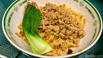Baru di Jaksel! Mie Ayam Topping Chili Oil dan Kuah Mala yang Mantap