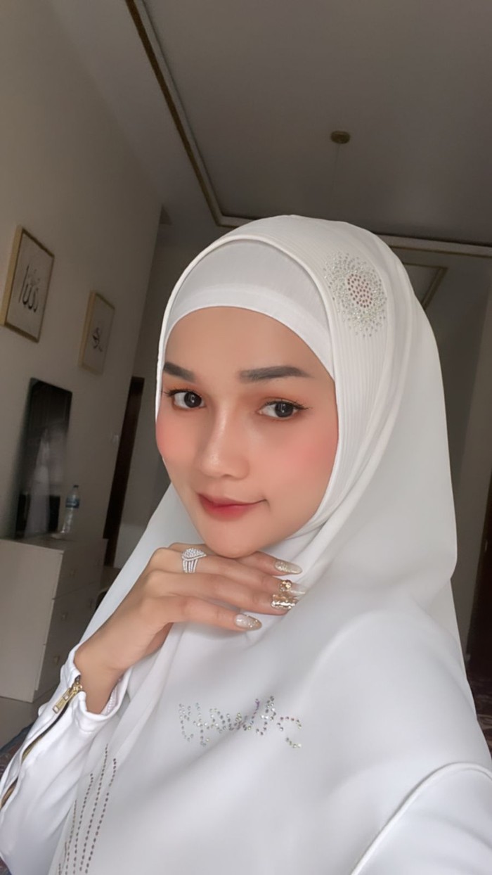 valent olivia
